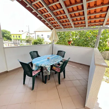 Apartments Medulin Apartman *